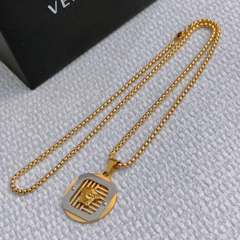 Versace Necklaces 60